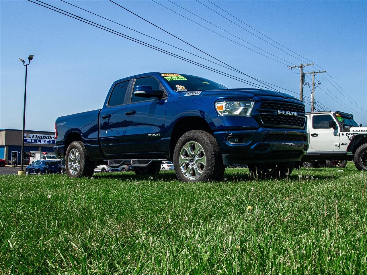 RAM 1500 Big Horn 4x2 Quad Cab 6'4" Box 2022