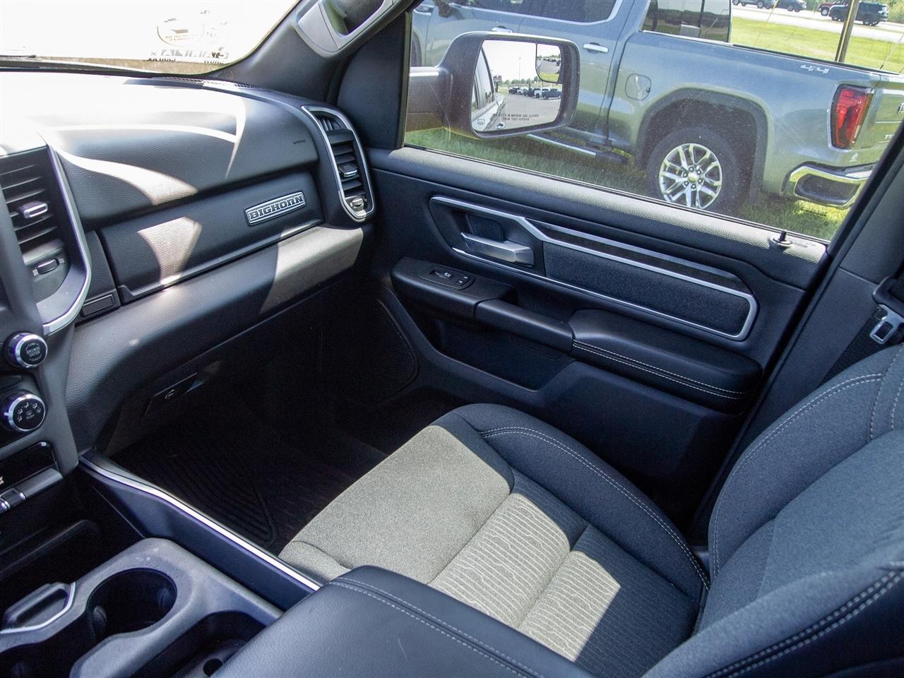RAM 1500 Big Horn 4x2 Quad Cab 6'4" Box 2022