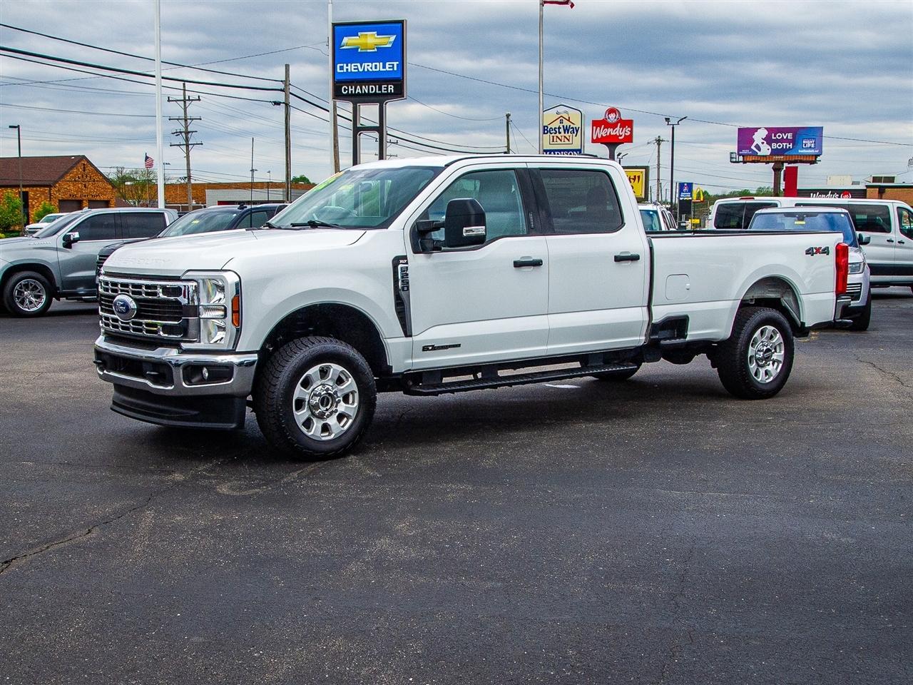 Ford Super Duty F-250 SRW King Ranch 4WD Crew Cab 8' Box 2024