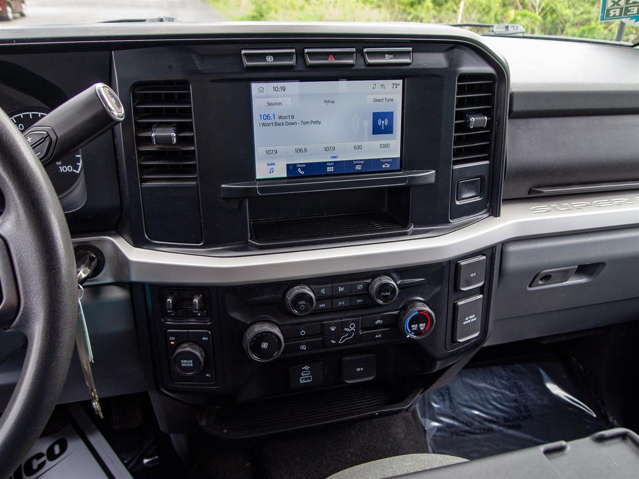 Ford Super Duty F-250 SRW King Ranch 4WD Crew Cab 8' Box 2024