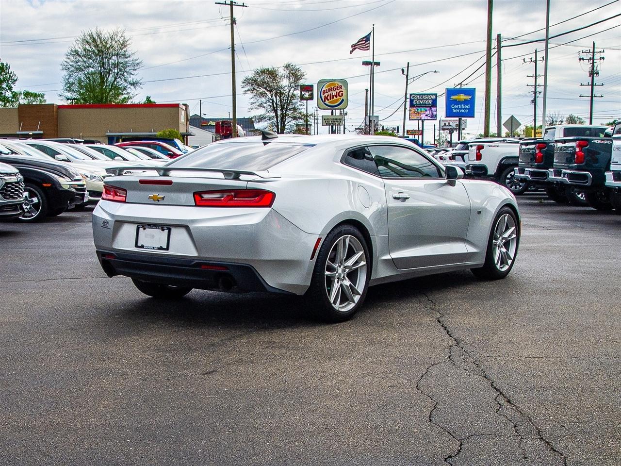 Chevrolet Camaro 2dr Cpe 1LT 2017