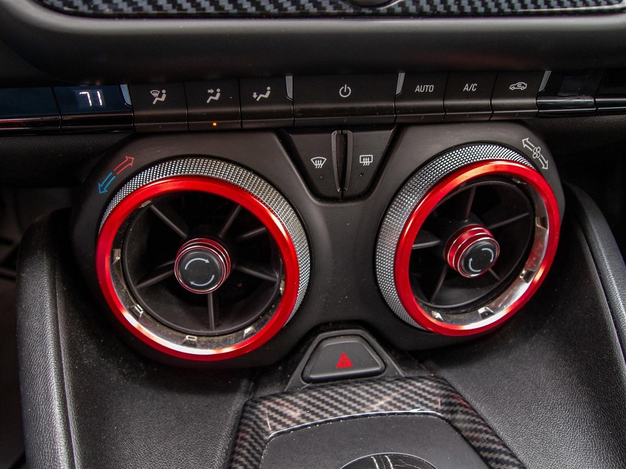 Chevrolet Camaro 2dr Cpe 1LT 2017