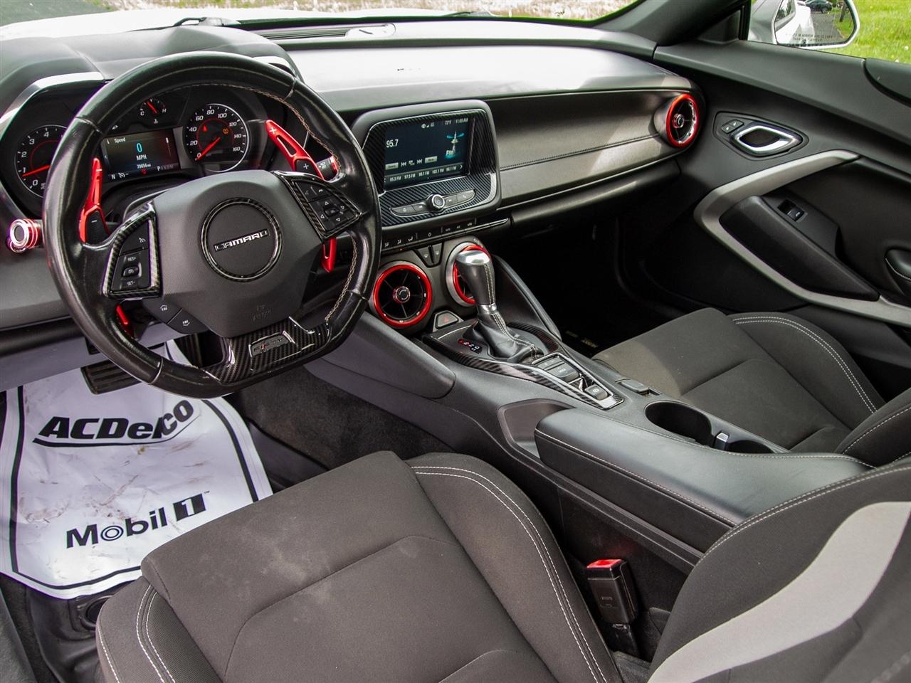 Chevrolet Camaro 2dr Cpe 1LT 2017