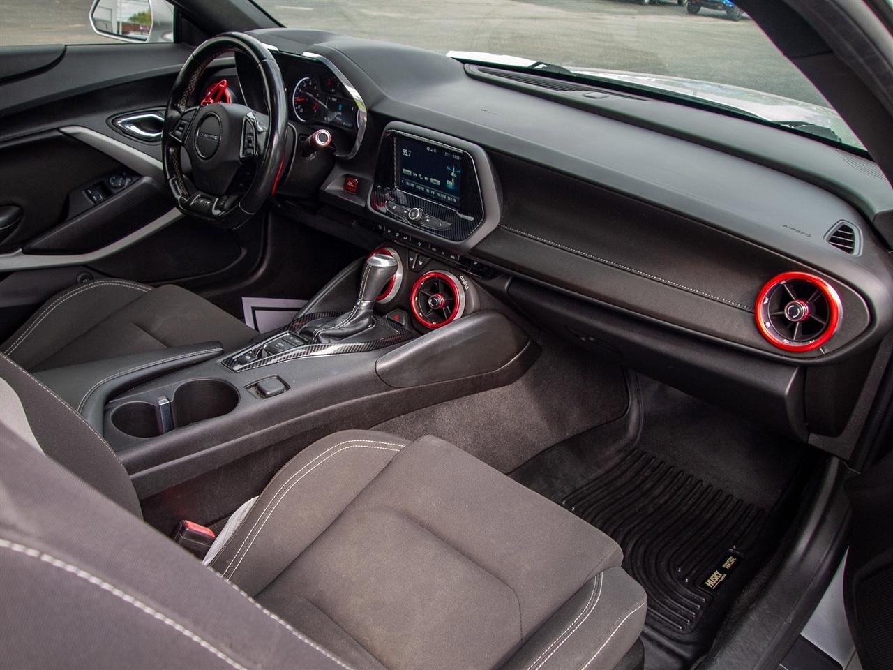 Chevrolet Camaro 2dr Cpe 1LT 2017