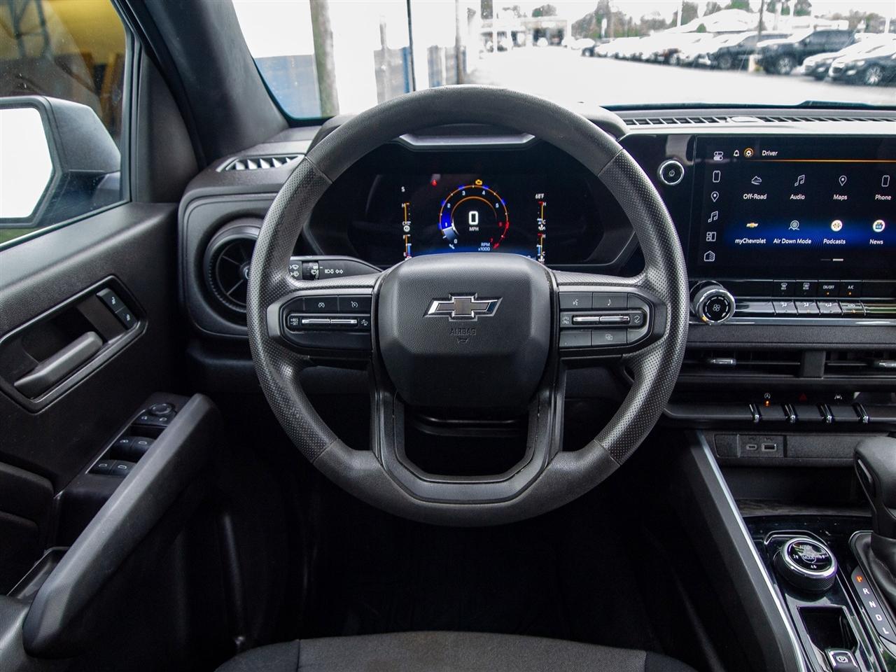 Chevrolet Colorado 4WD Crew Cab Trail Boss 2023