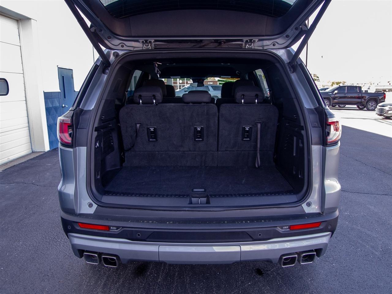 GMC Acadia FWD 4dr Elevation 2025