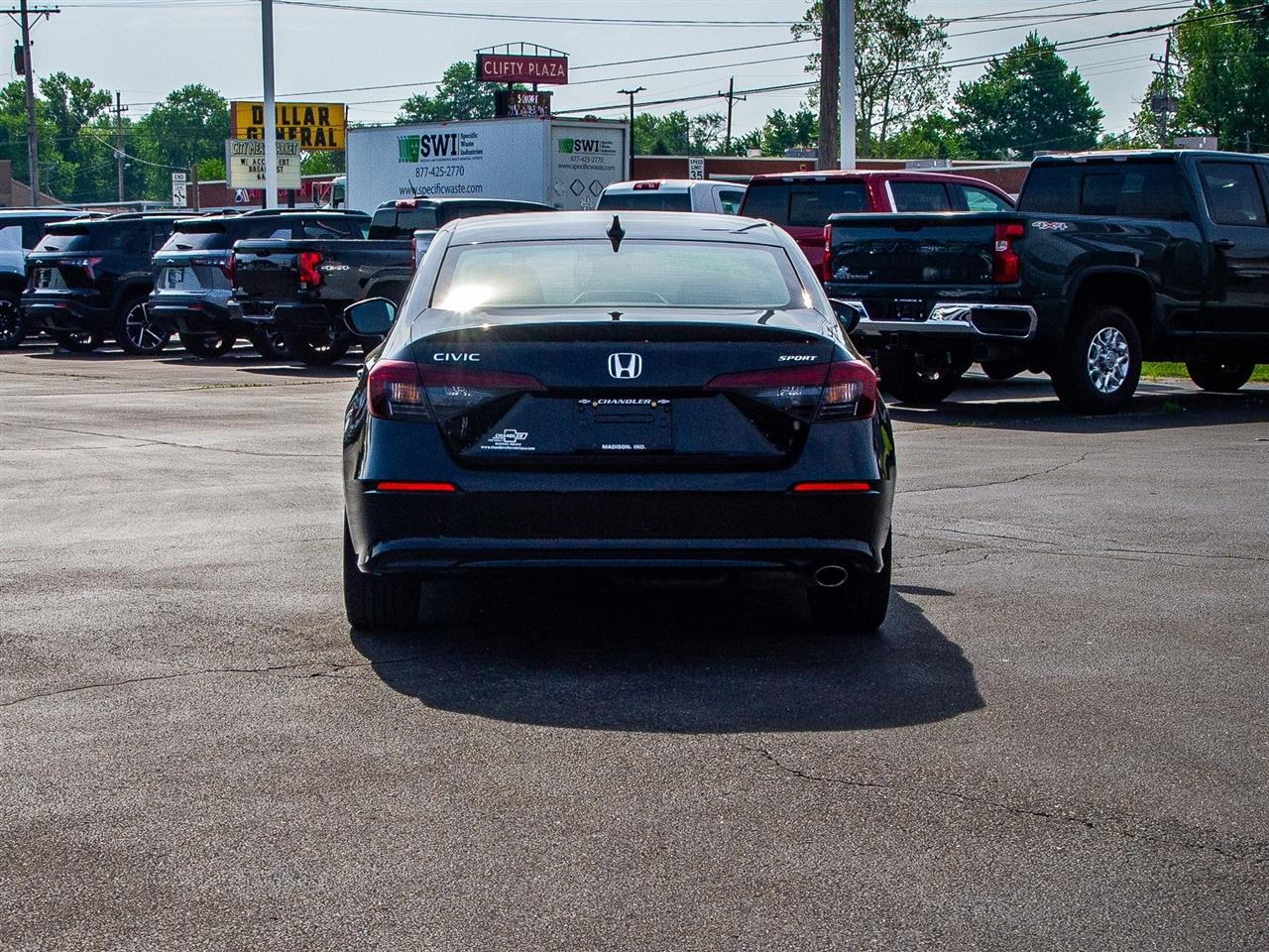 Honda Civic Sedan Sport CVT 2025