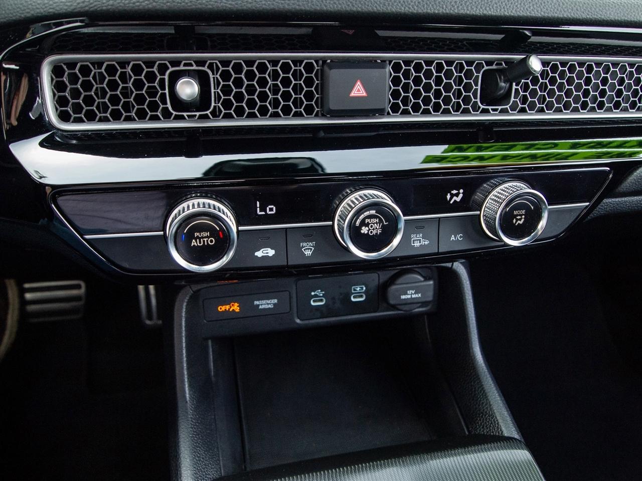 Honda Civic Sedan Sport CVT 2025