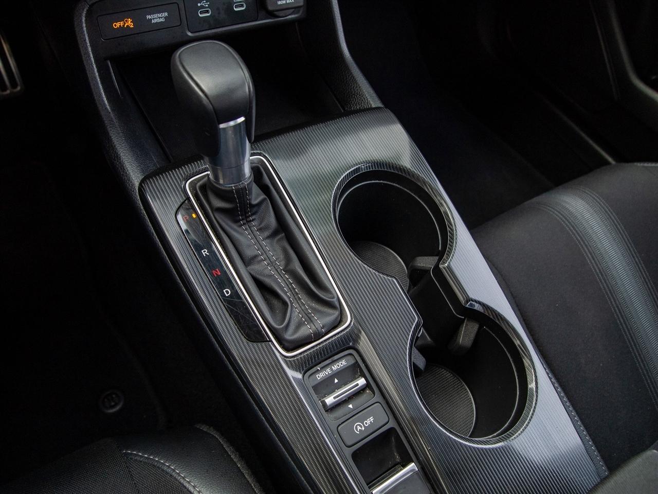 Honda Civic Sedan Sport CVT 2025