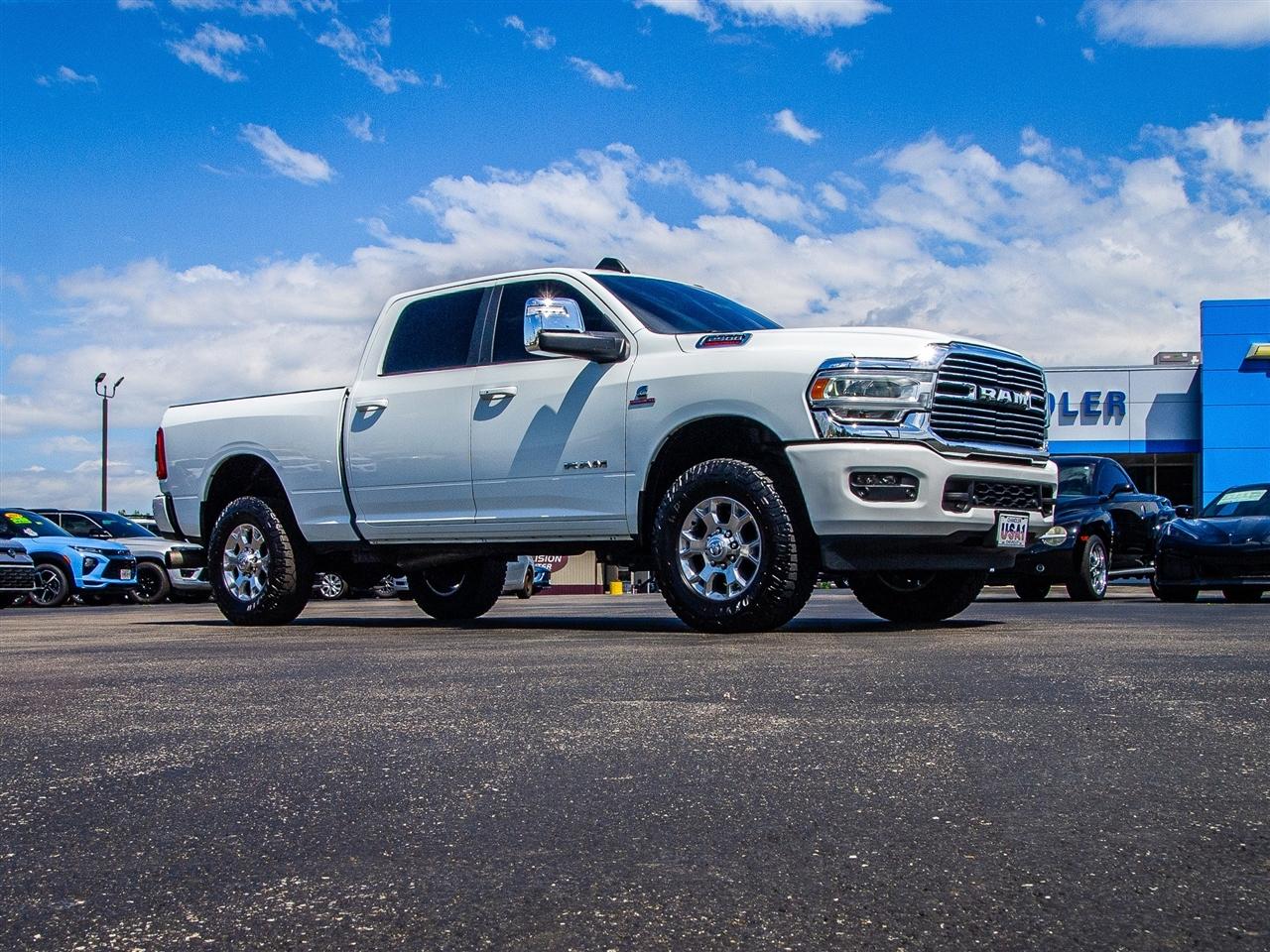 RAM 2500 Laramie 4x4 Crew Cab 6'4" Box 2024