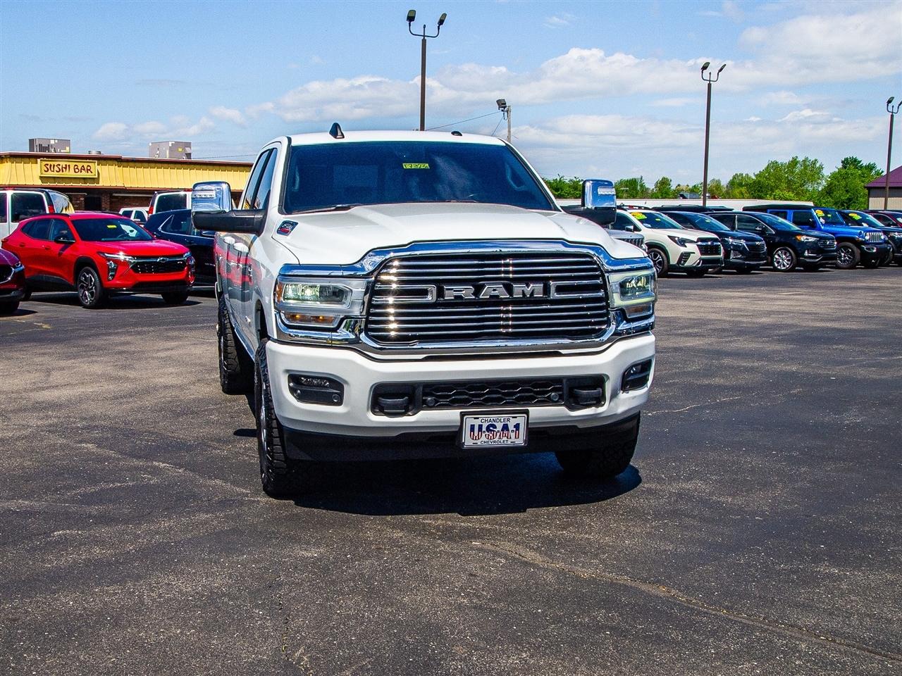 RAM 2500 Laramie 4x4 Crew Cab 6'4" Box 2024
