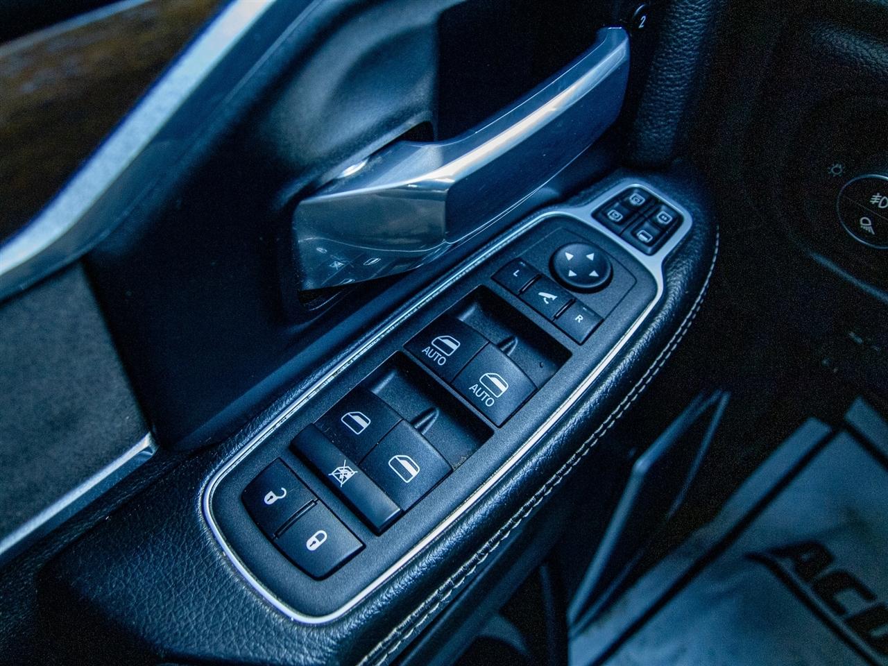 RAM 2500 Laramie 4x4 Crew Cab 6'4" Box 2024