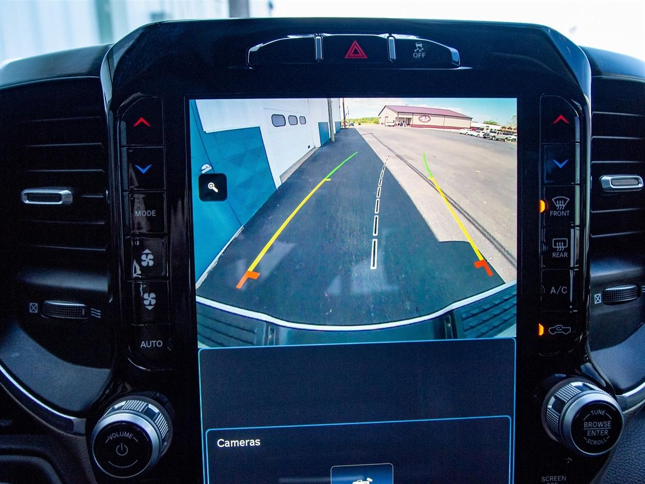 RAM 2500 Laramie 4x4 Crew Cab 6'4" Box 2024