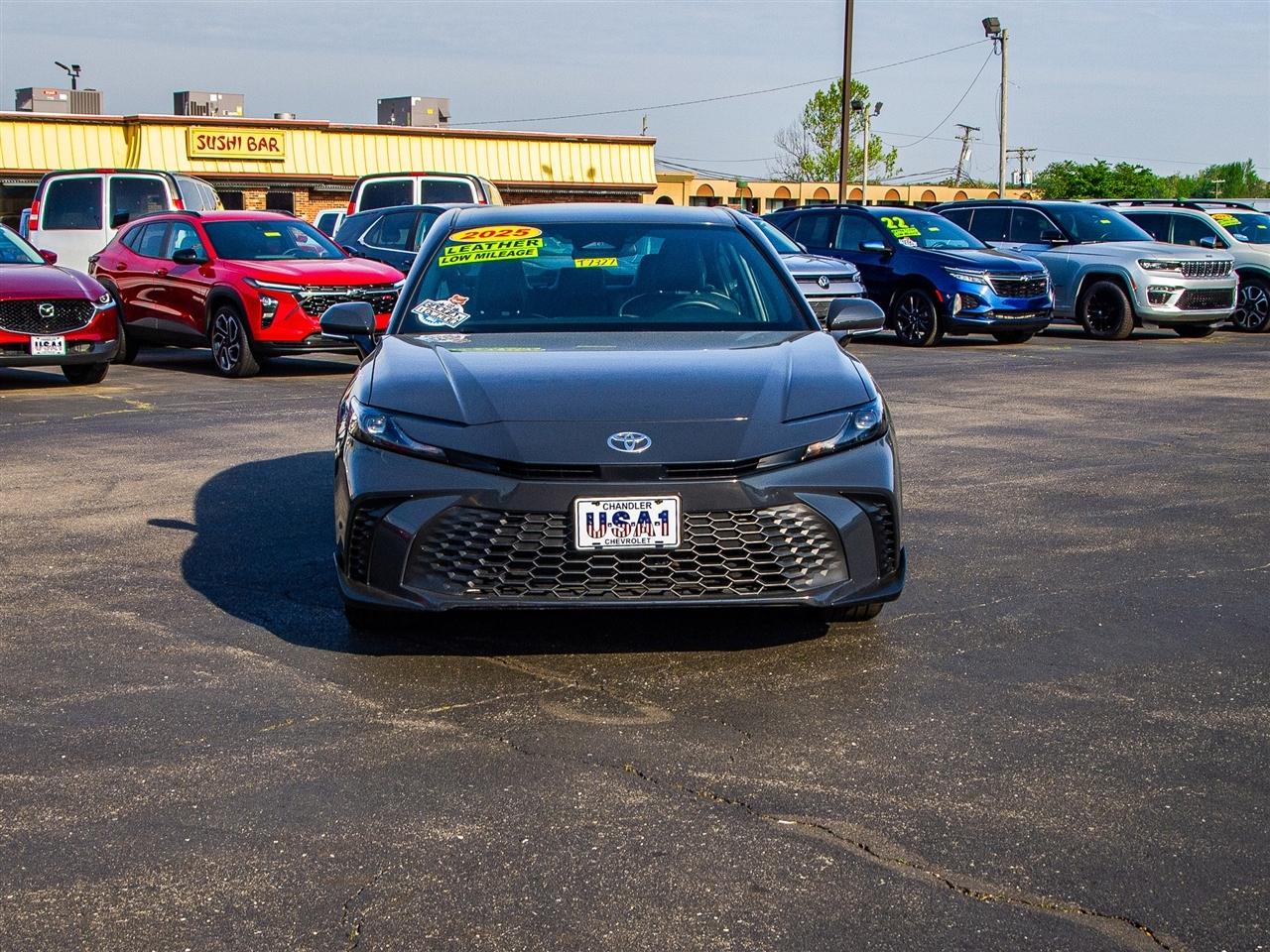 Toyota Camry XLE (Natl) 2025