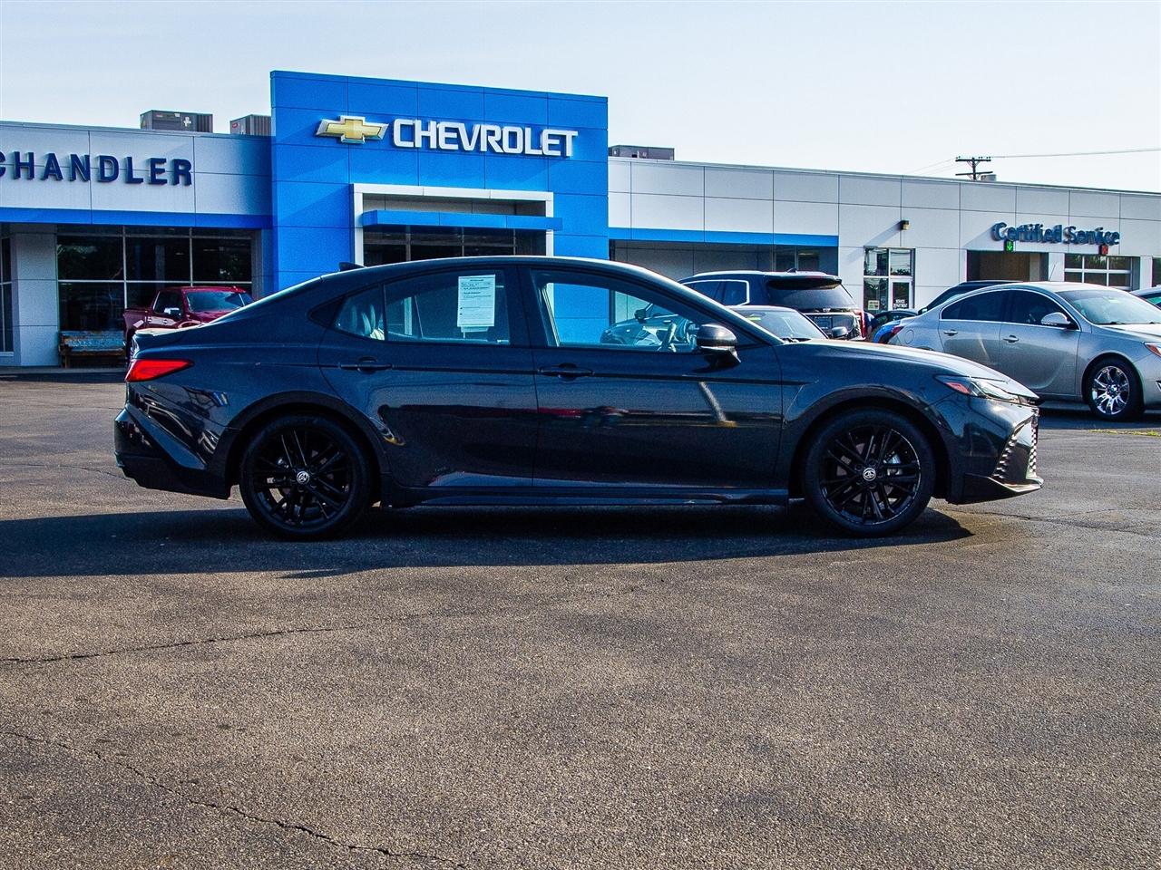 Toyota Camry XLE (Natl) 2025