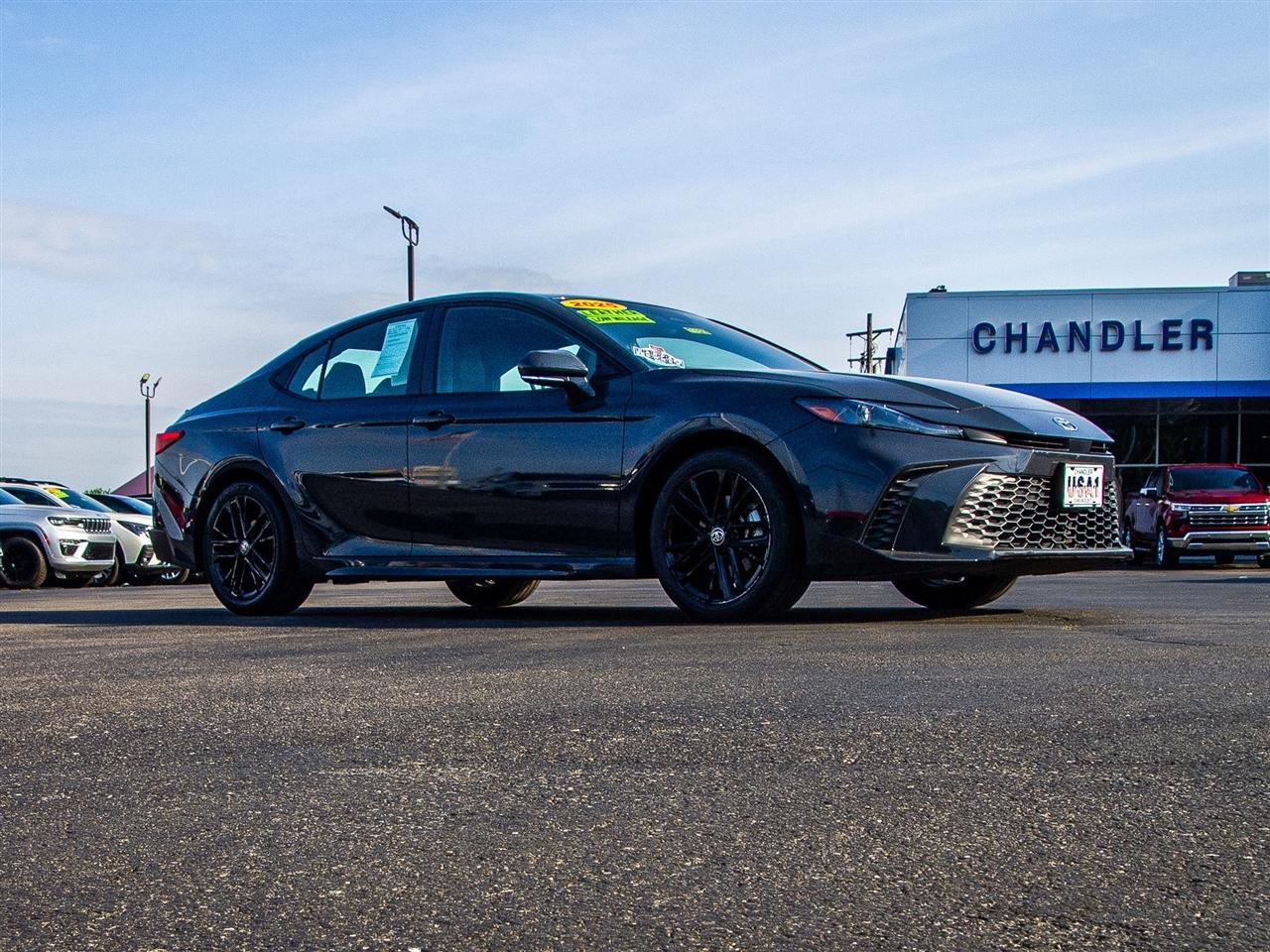 Toyota Camry XLE (Natl) 2025