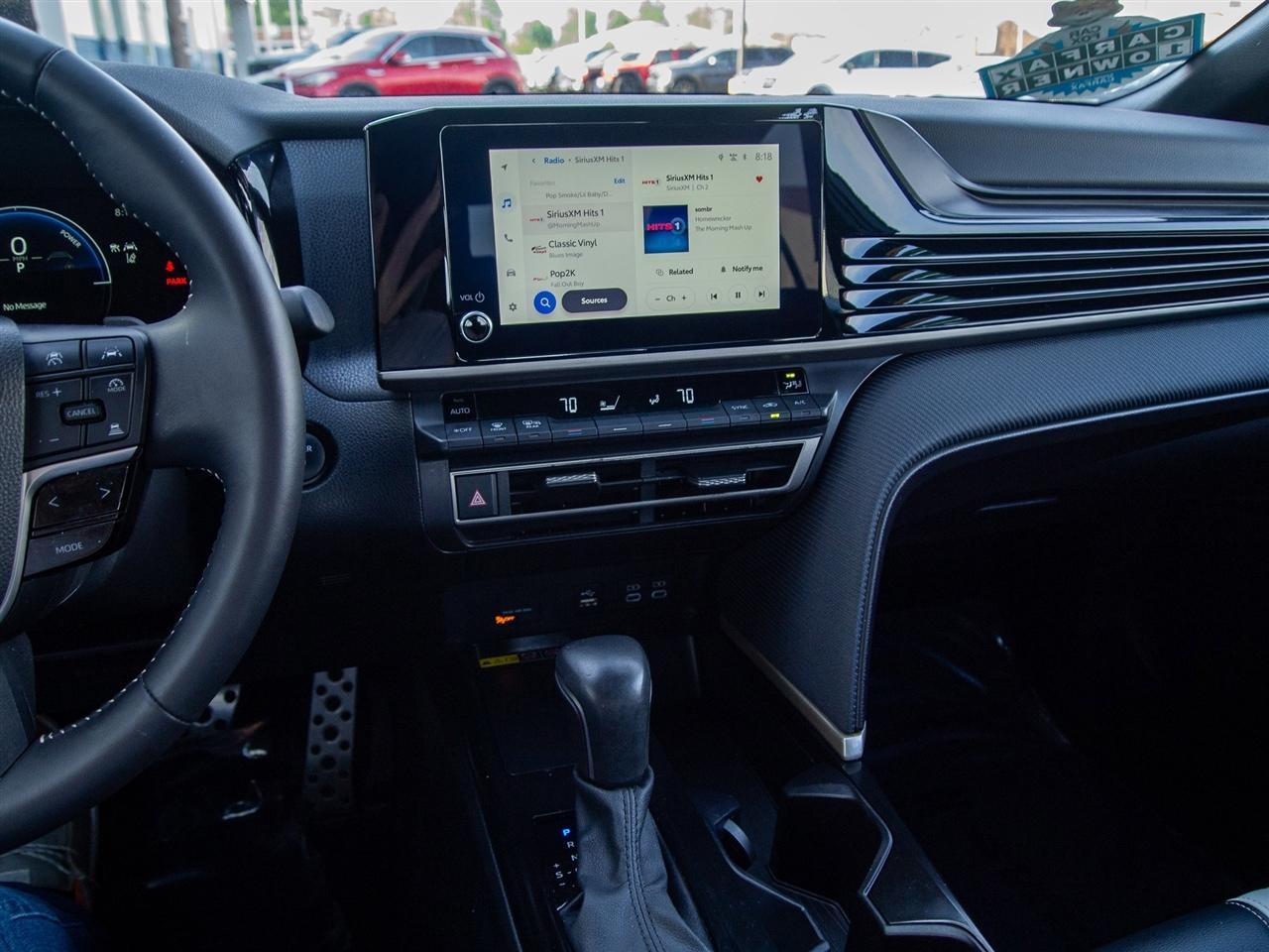 Toyota Camry XLE (Natl) 2025