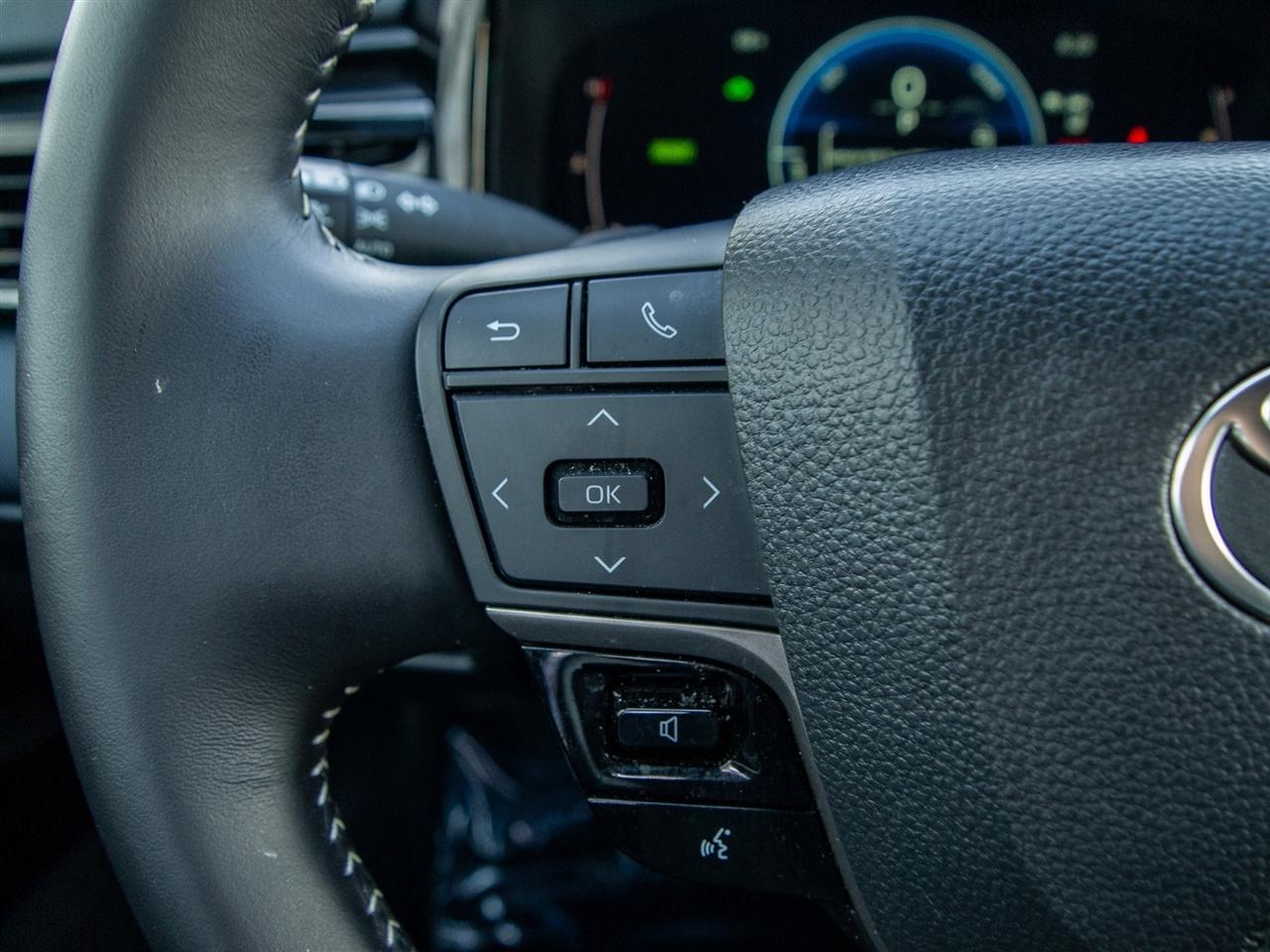 Toyota Camry XLE (Natl) 2025