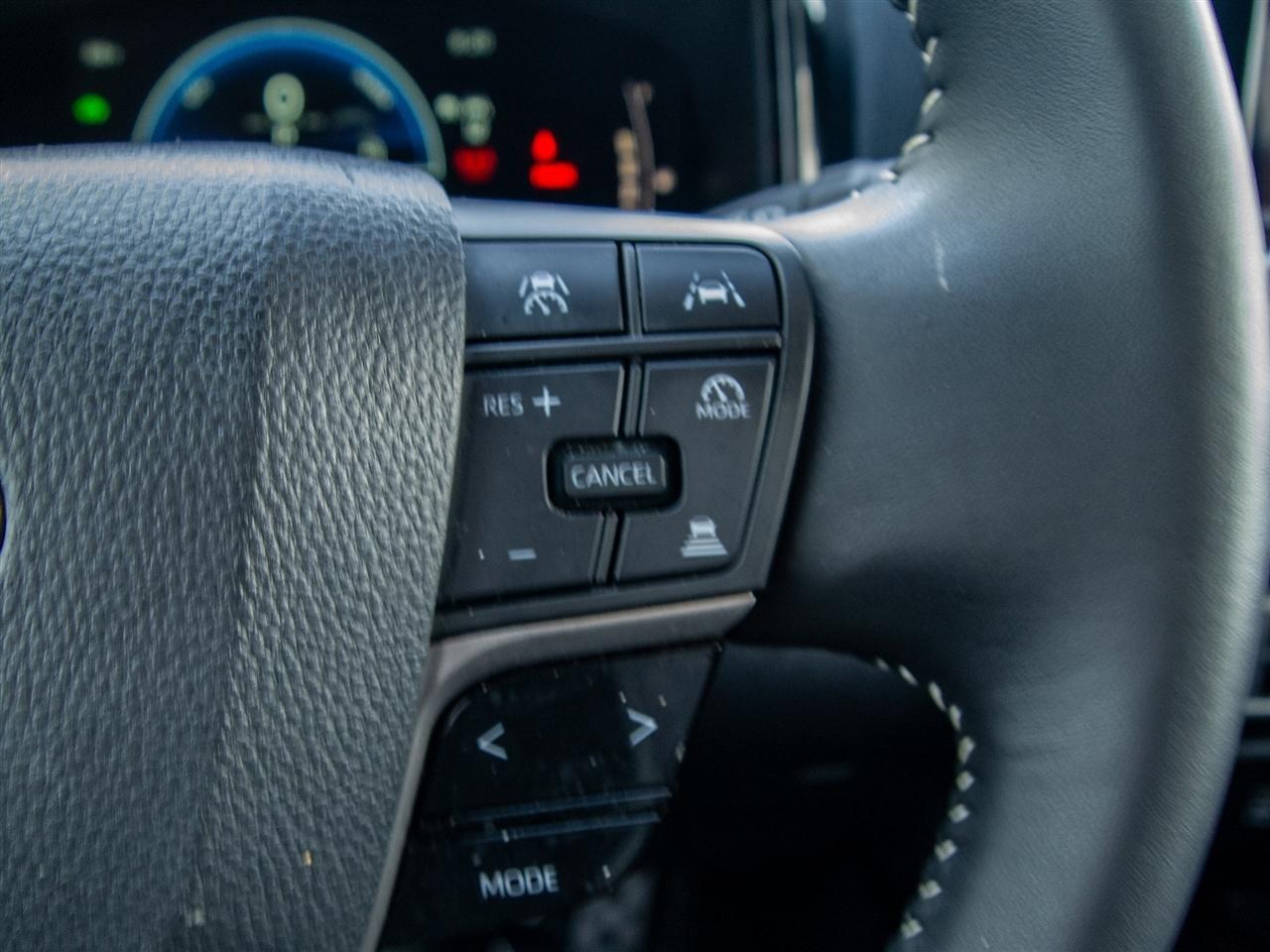 Toyota Camry XLE (Natl) 2025