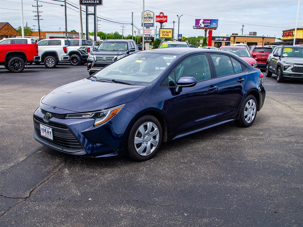 Toyota Corolla LE CVT (Natl) 2023