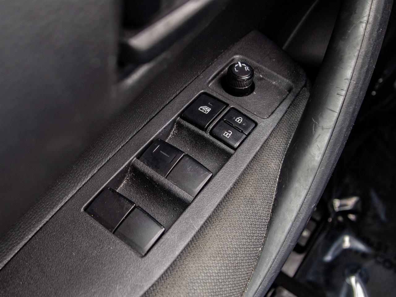 Toyota Corolla LE CVT (Natl) 2023