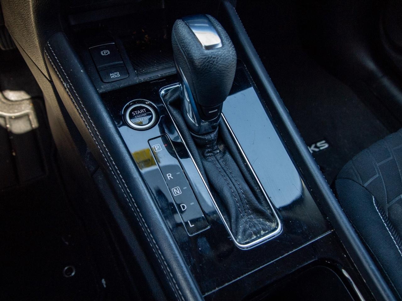 Nissan Kicks SV FWD 2021