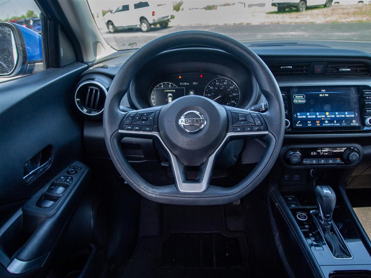 Nissan Kicks SV FWD 2021