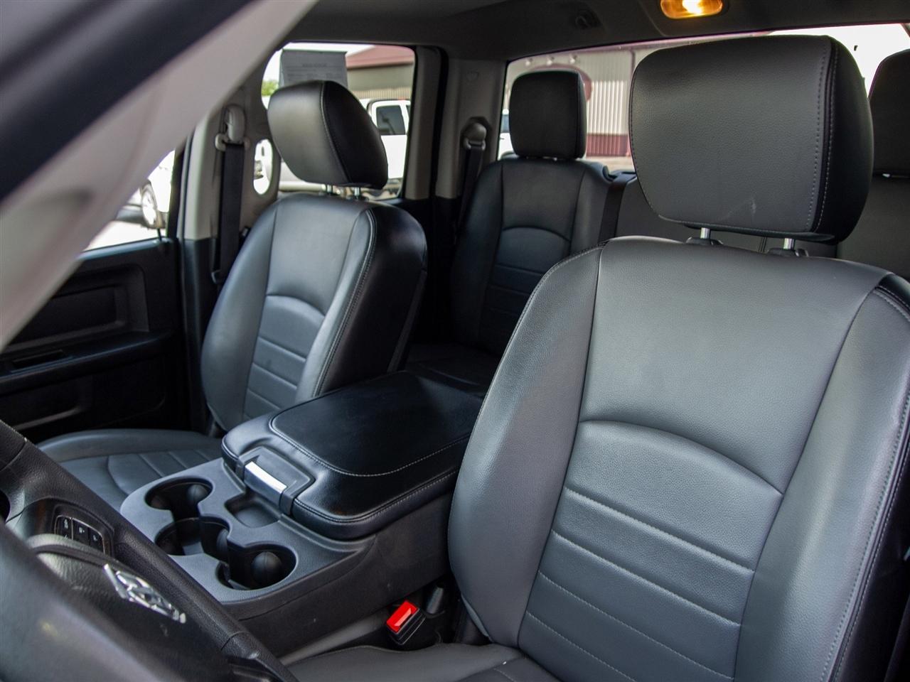 RAM 1500 Classic Tradesman 4x2 Quad Cab 6'4" Box 2024