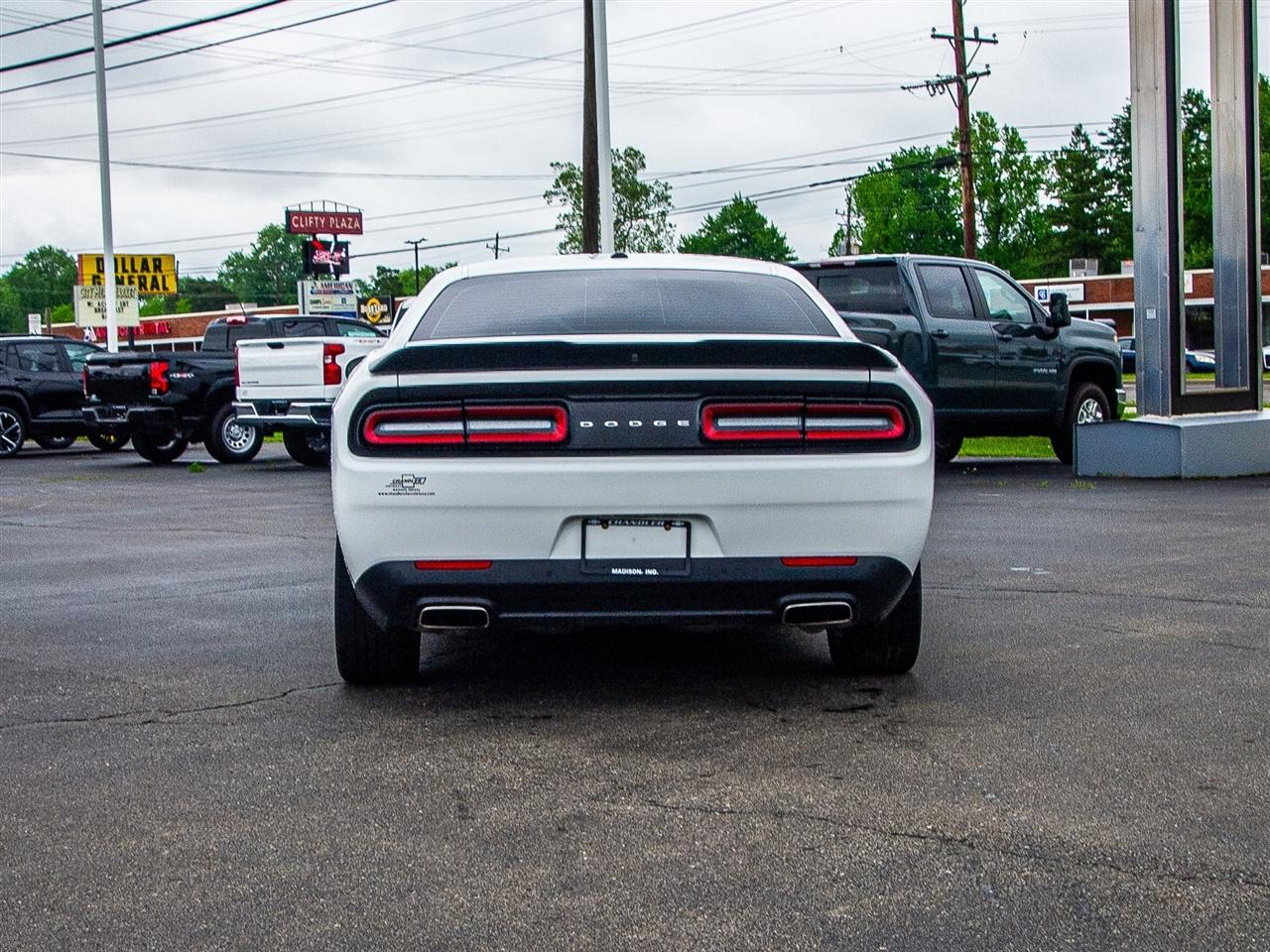 Dodge Challenger GT RWD 2023