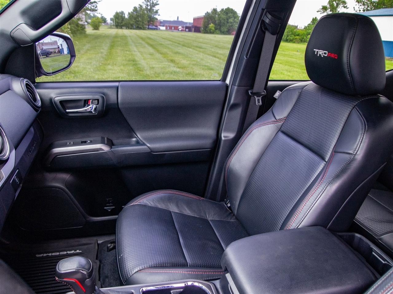 Toyota Tacoma TRD Off Road Double Cab 5' Bed V6 4x4 MT (Natl) 2017
