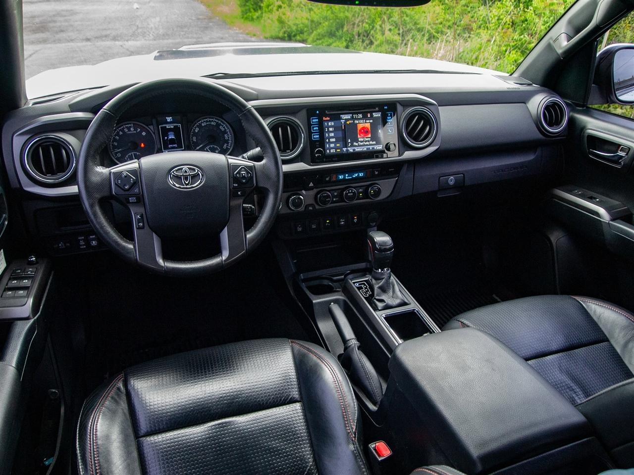 Toyota Tacoma TRD Off Road Double Cab 5' Bed V6 4x4 MT (Natl) 2017