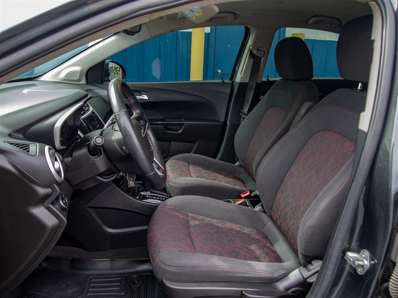 Chevrolet Sonic 4dr Sdn Auto LT 2018