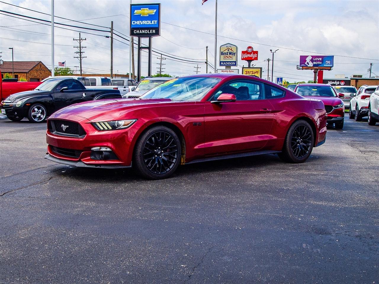 Ford Mustang GT Fastback 2017