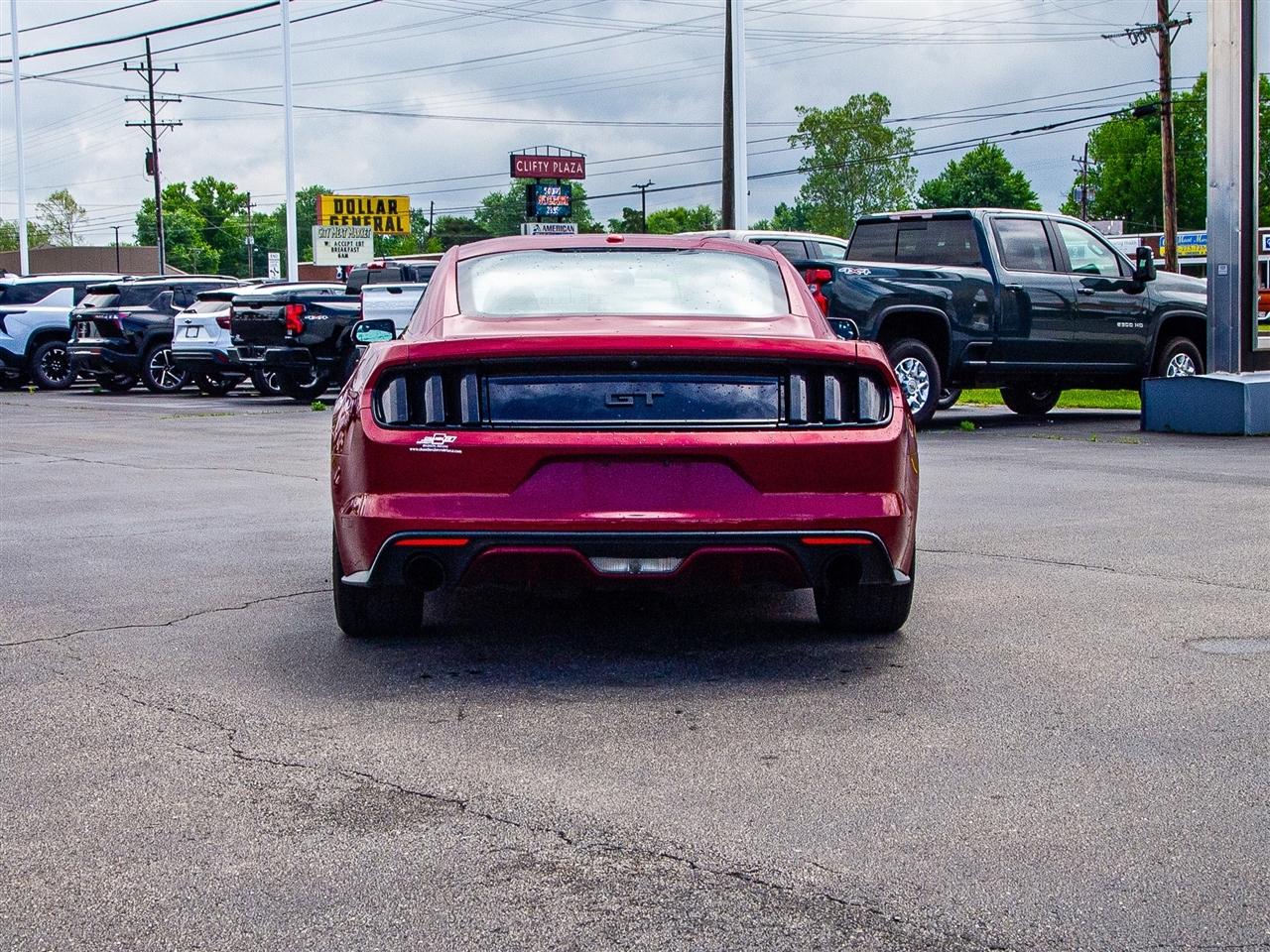 Ford Mustang GT Fastback 2017