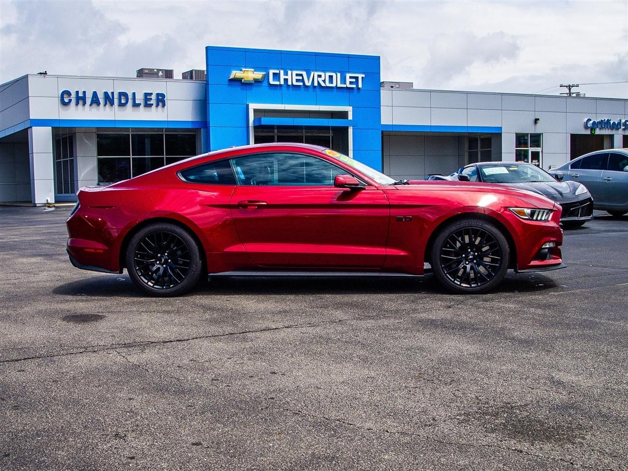 Ford Mustang GT Fastback 2017