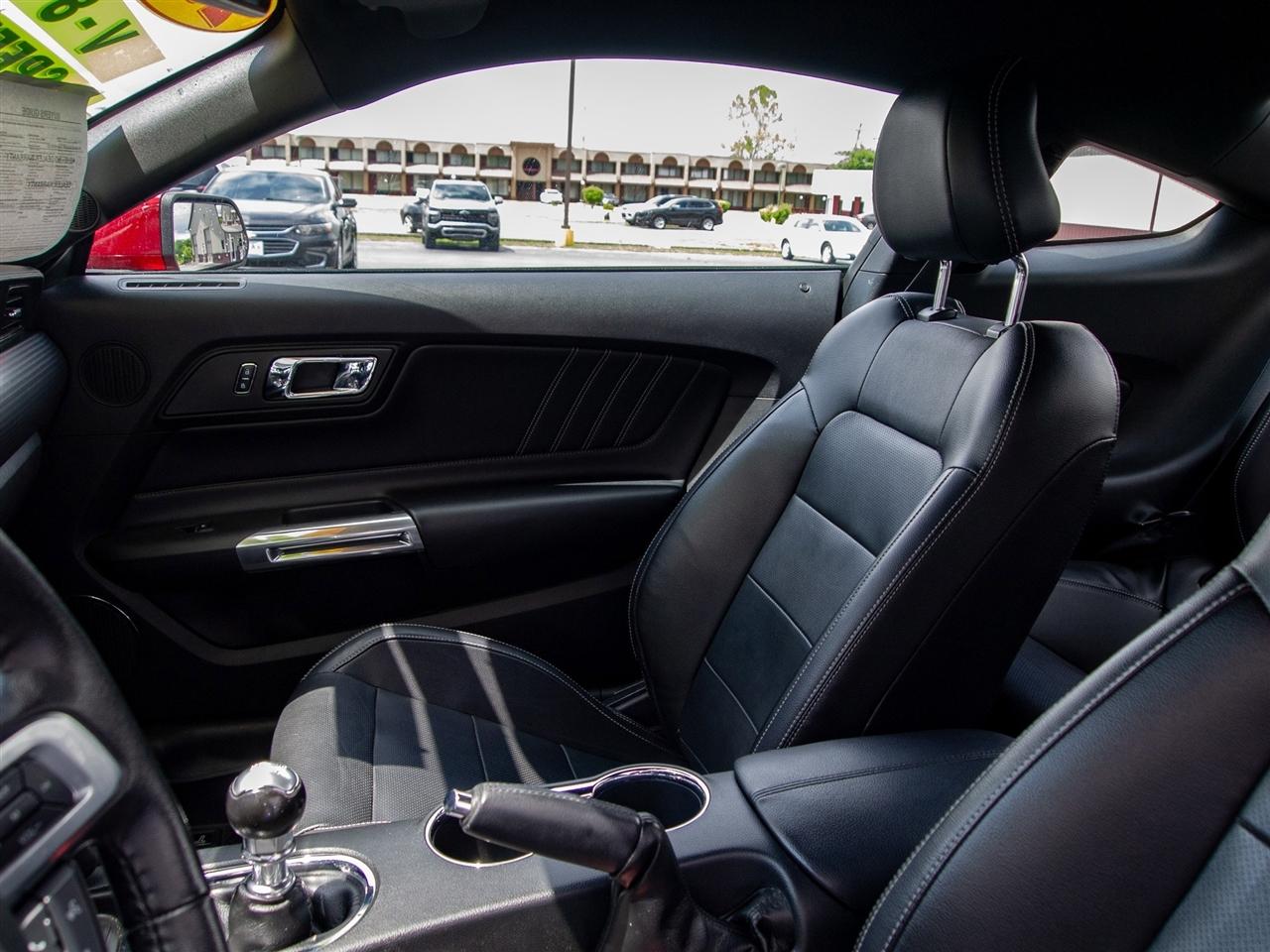 Ford Mustang GT Fastback 2017