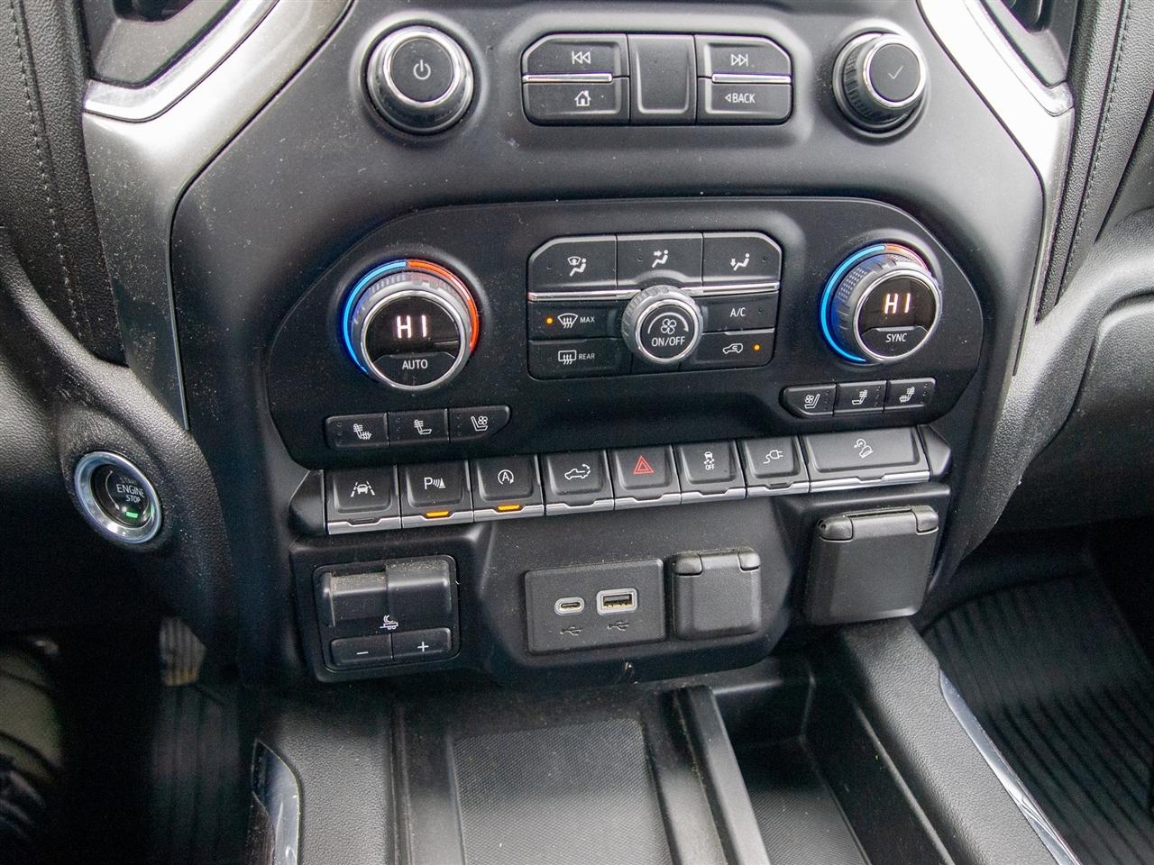 Chevrolet Silverado 1500 4WD Crew Cab 147" LTZ 2020