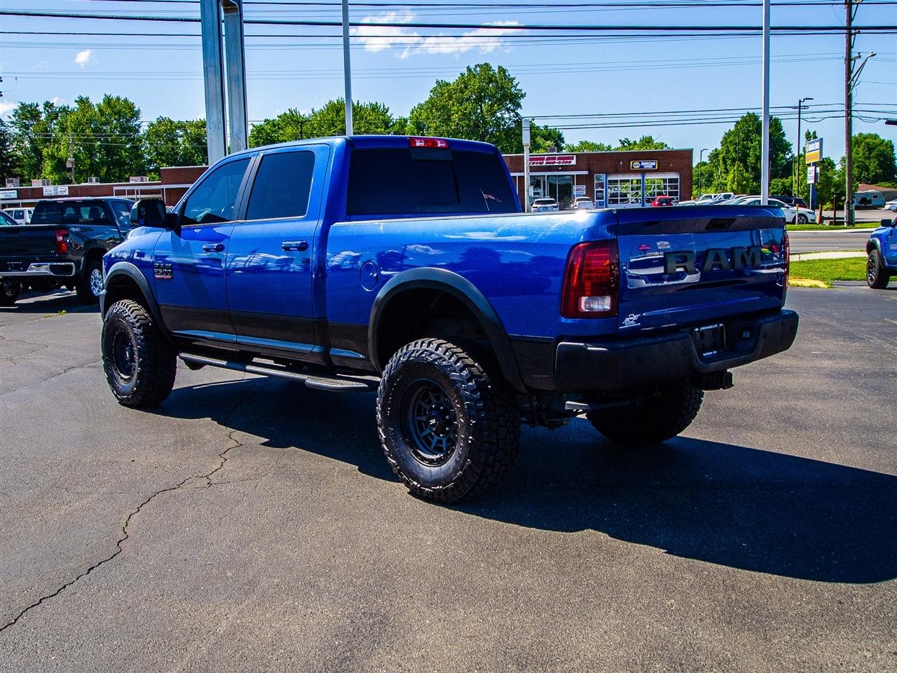 RAM 2500 Power Wagon 4x4 Crew Cab 6'4" Box 2017