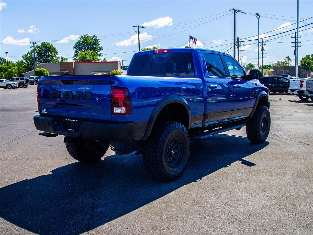 RAM 2500 Power Wagon 4x4 Crew Cab 6'4" Box 2017