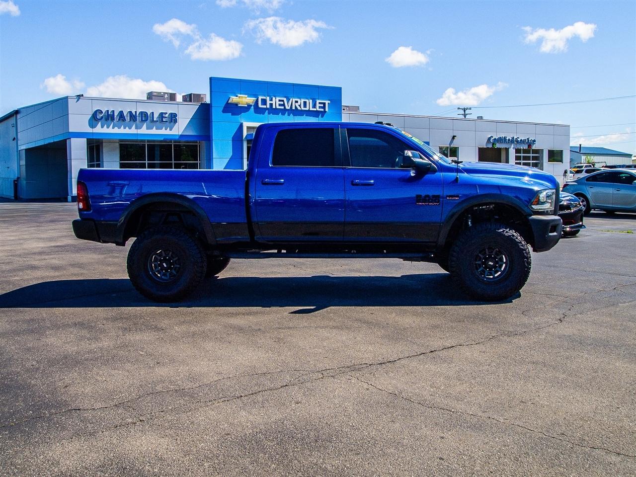 RAM 2500 Power Wagon 4x4 Crew Cab 6'4" Box 2017