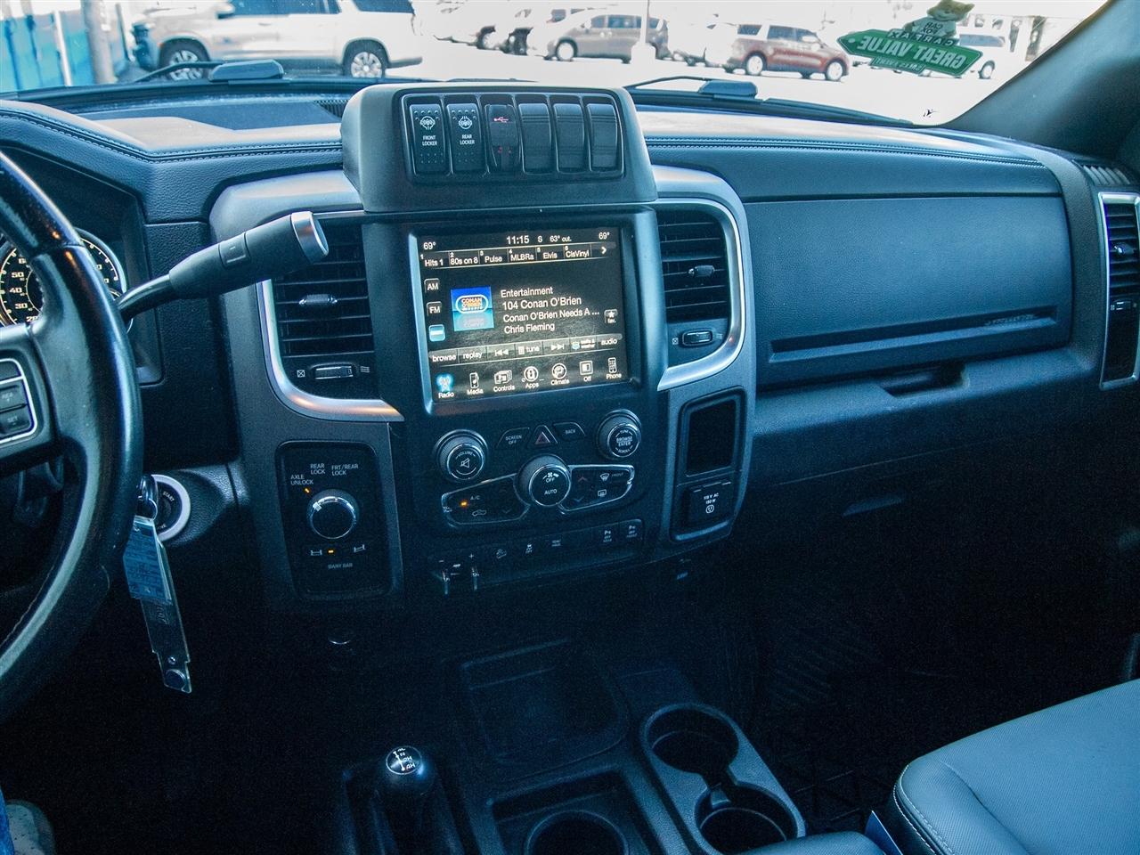 RAM 2500 Power Wagon 4x4 Crew Cab 6'4" Box 2017