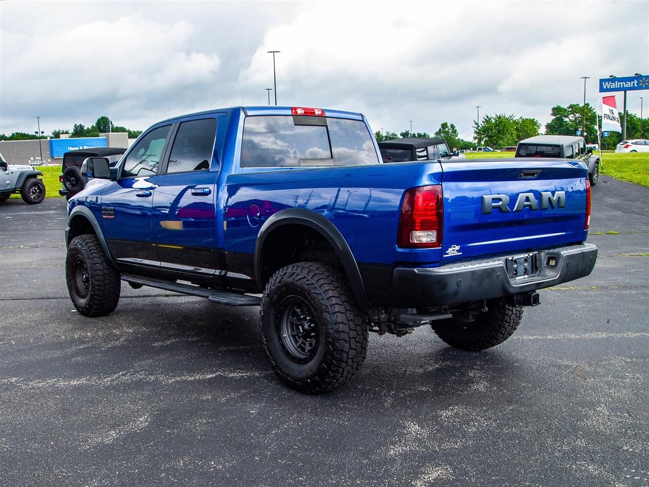 RAM 2500 Power Wagon 4x4 Crew Cab 6'4" Box 2017