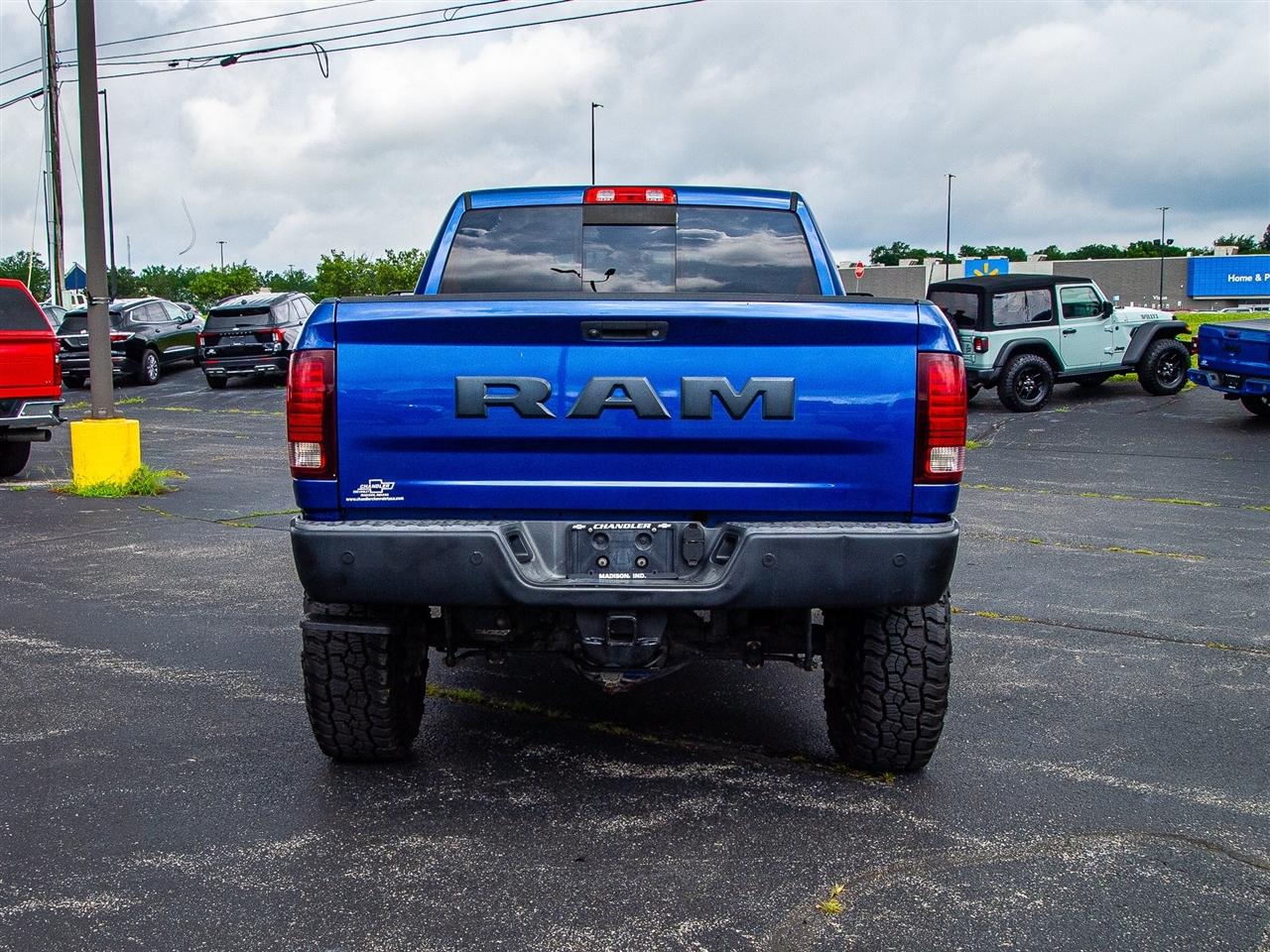RAM 2500 Power Wagon 4x4 Crew Cab 6'4" Box 2017