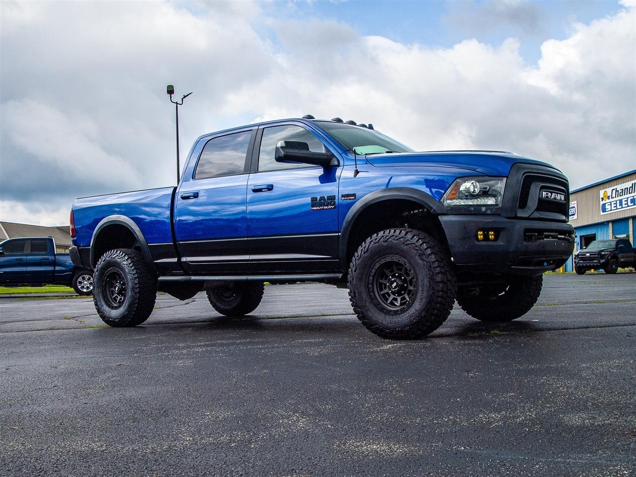 RAM 2500 Power Wagon 4x4 Crew Cab 6'4" Box 2017