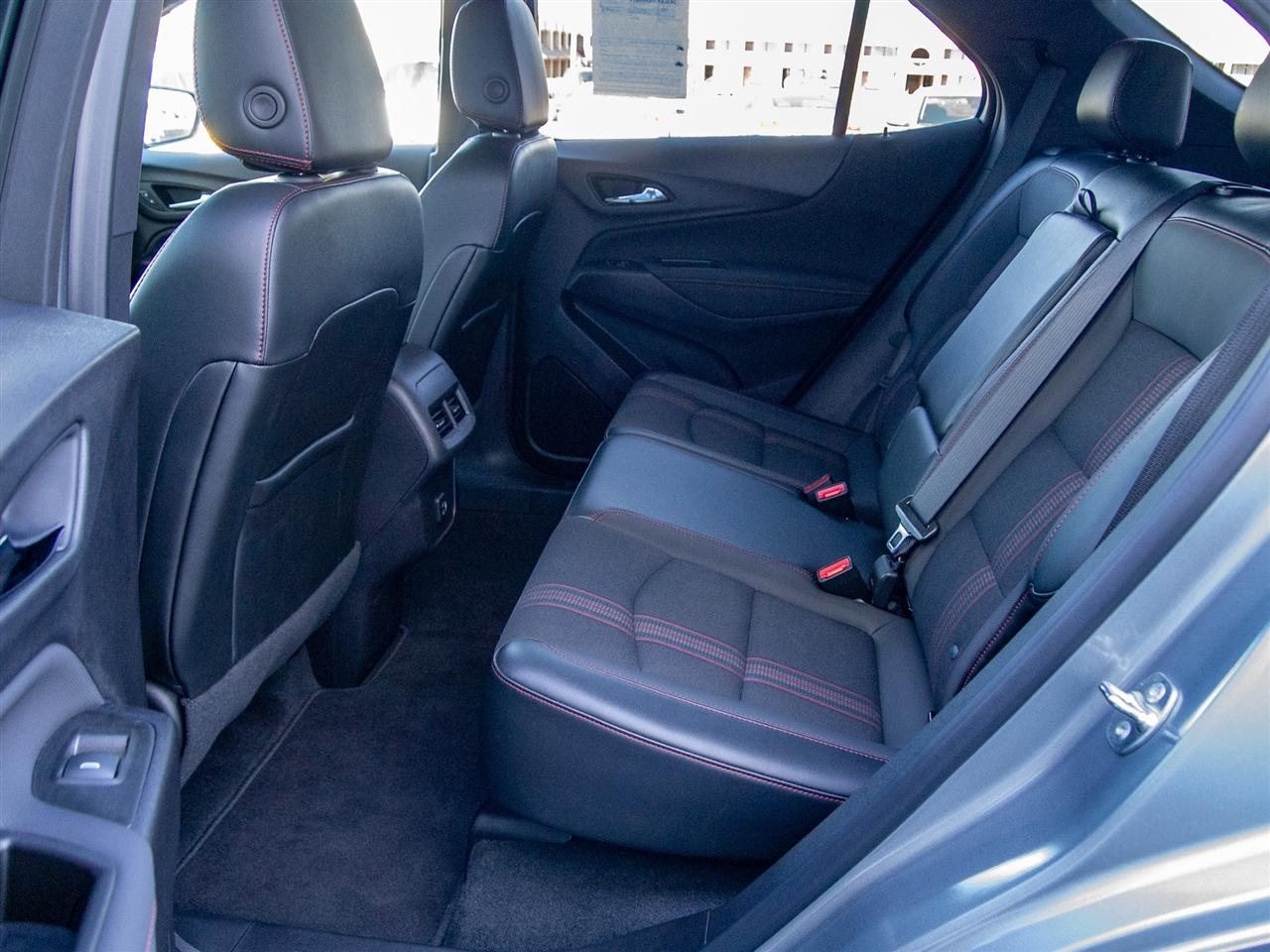 Chevrolet Equinox FWD 4dr RS 2024