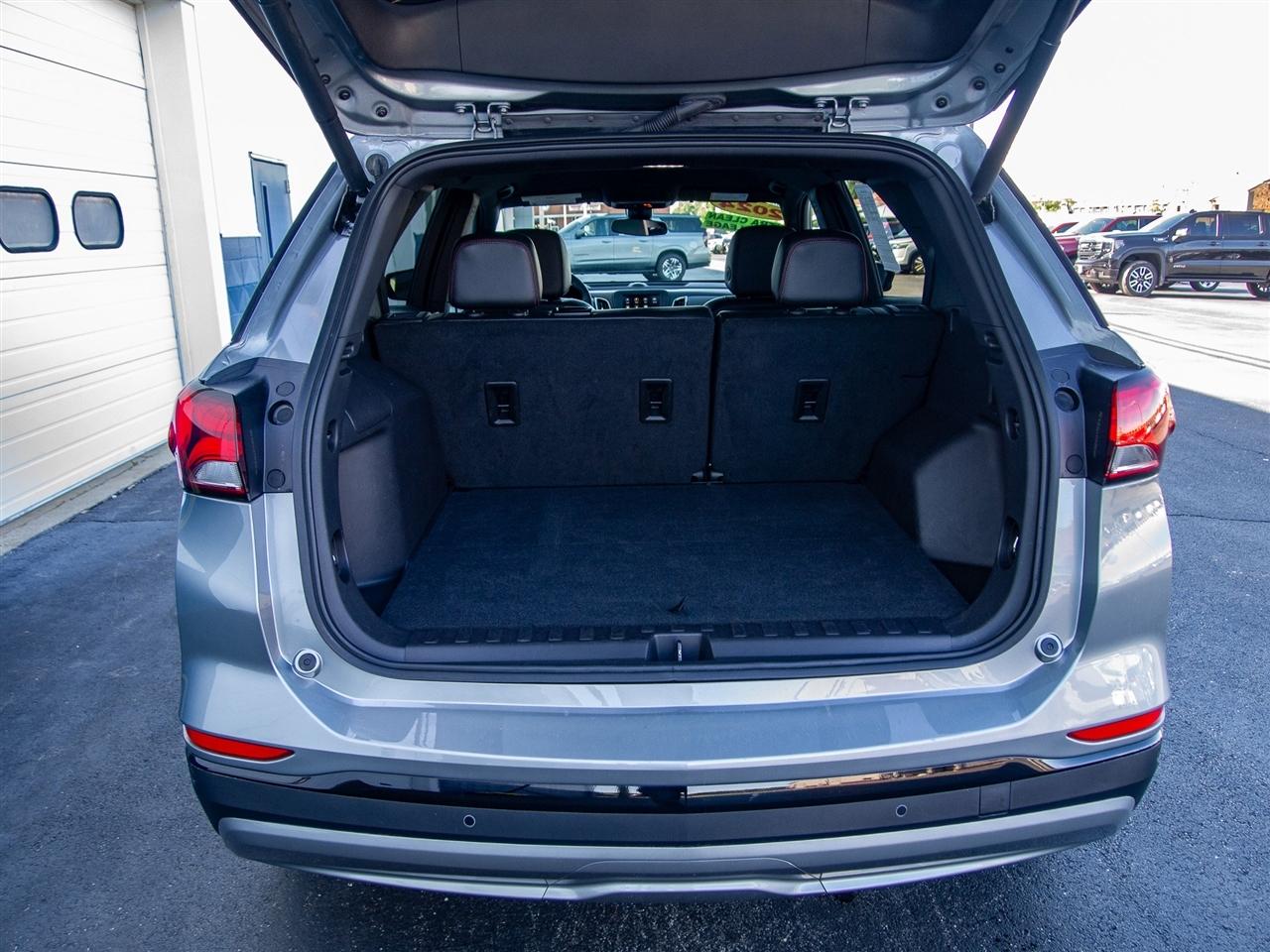 Chevrolet Equinox FWD 4dr RS 2024