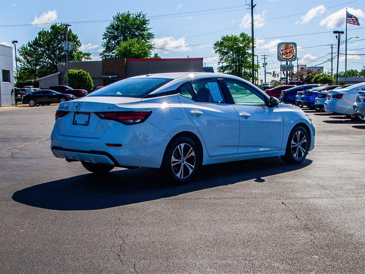 Nissan Sentra SV CVT 2023