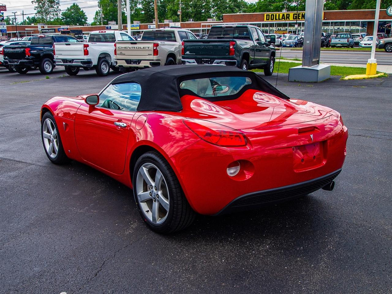 Pontiac Solstice 2dr Convertible 2006