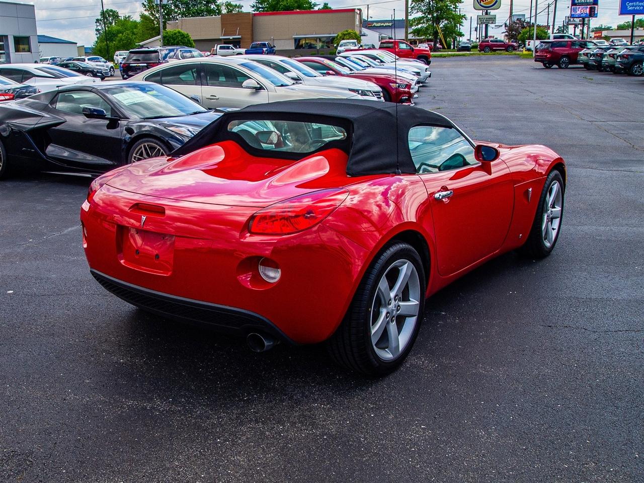 Pontiac Solstice 2dr Convertible 2006