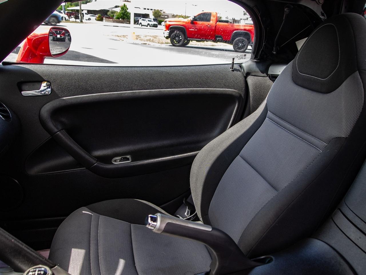 Pontiac Solstice 2dr Convertible 2006
